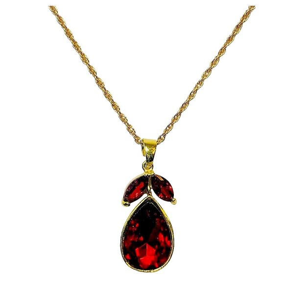 Vintage Red Rhinestone Pear Pendant Necklace 24" Gold Tone - Picture 3 of 16
